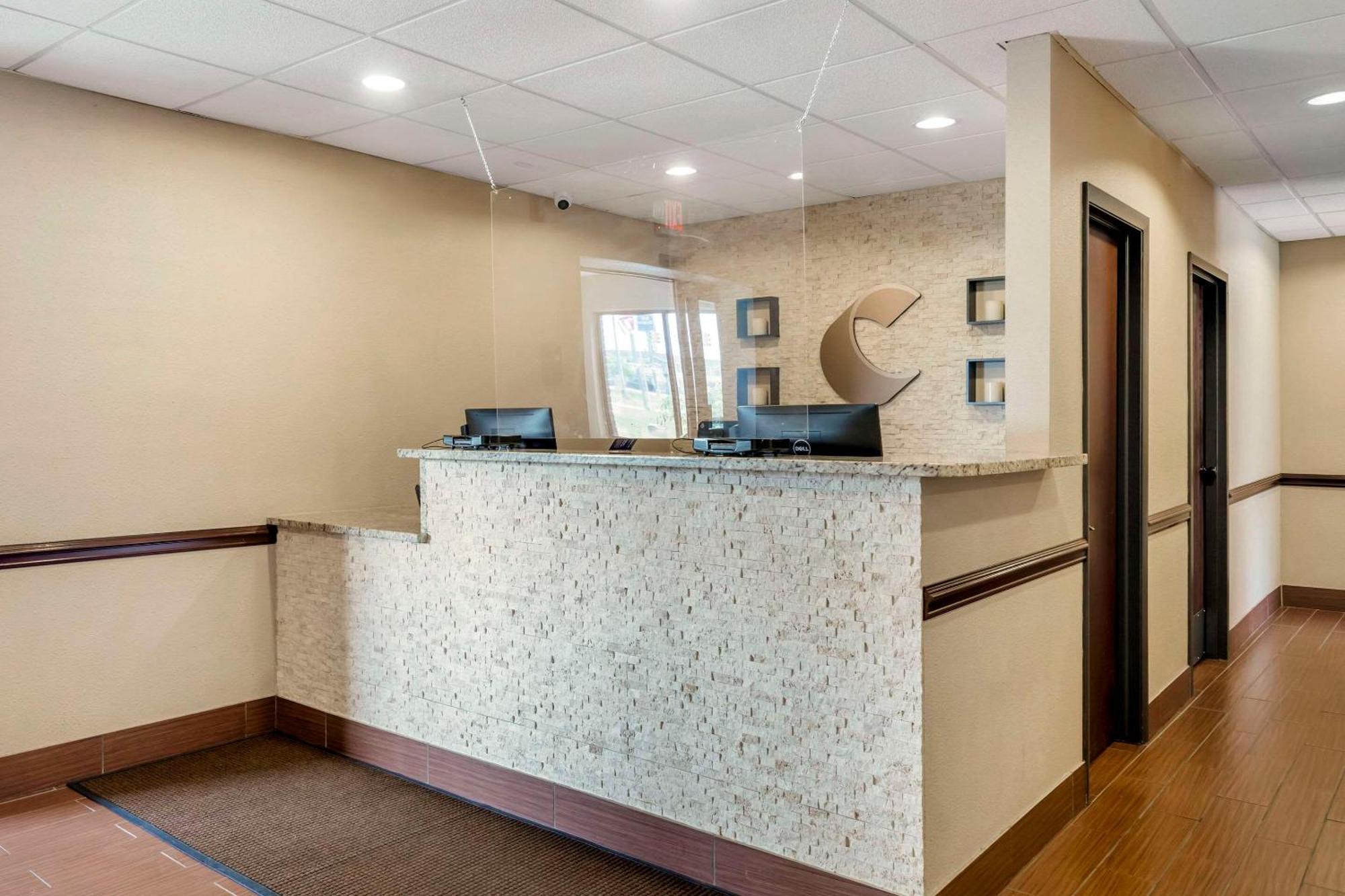 Comfort Inn Sault Ste. Marie Exterior foto